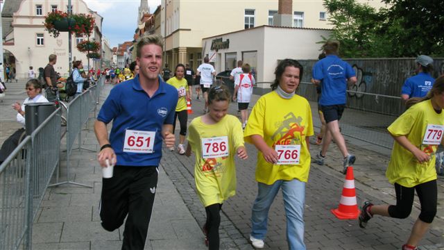 ../Images/BenefizlaufMerseburg2011 (52).jpg